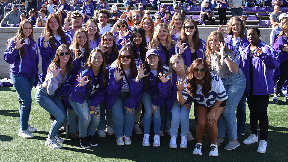 Wildcat hand sign