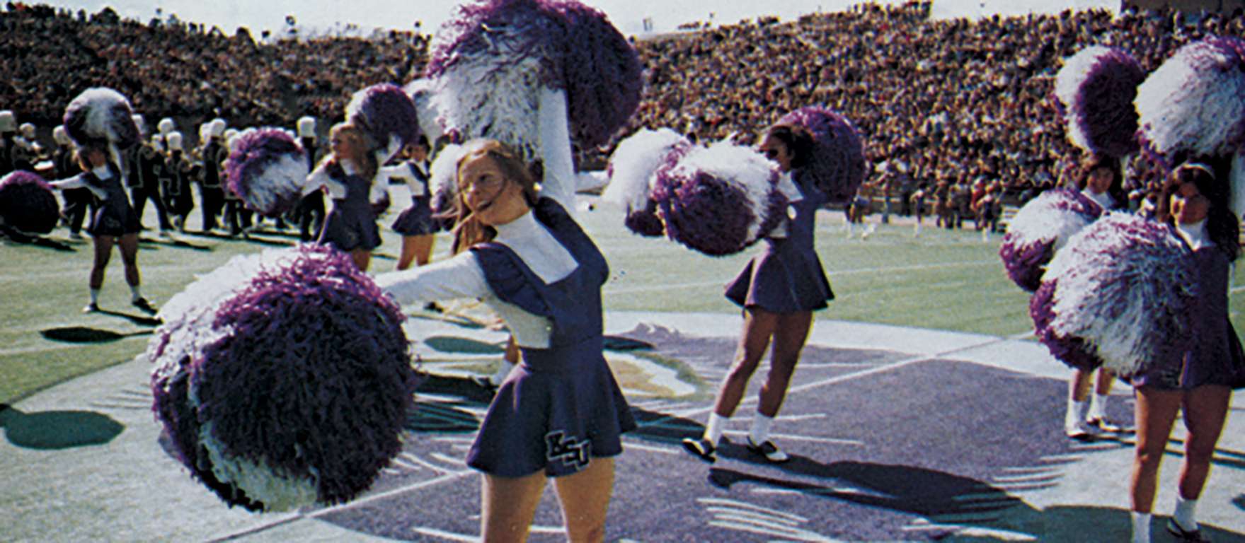 K-State cheerleaders