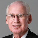 Bill Snyder recipient of Alumni Association's 2020 Flinchbaugh Family Wildcat Pride Award