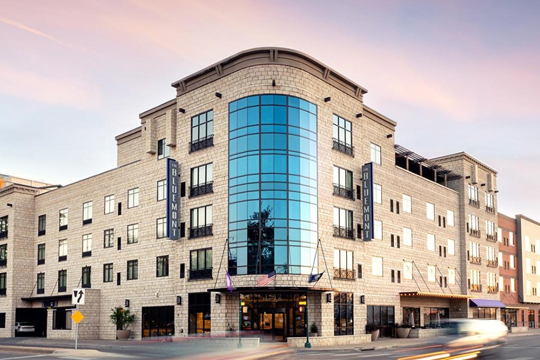 Bluemont Hotel