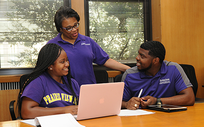 Victoria Parker; Zelia Wiley; Lonnie Hobbs Jr. 